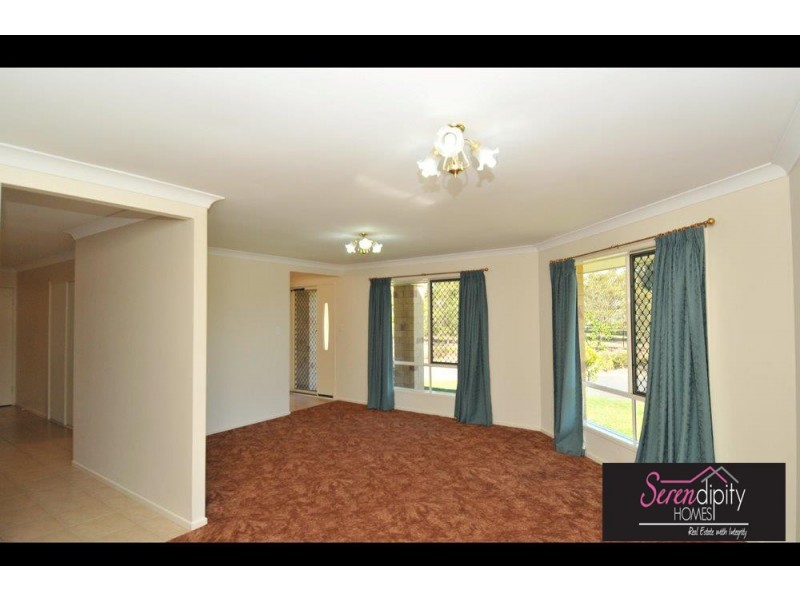 39 Golden Penda Dr, Jimboomba QLD 4280