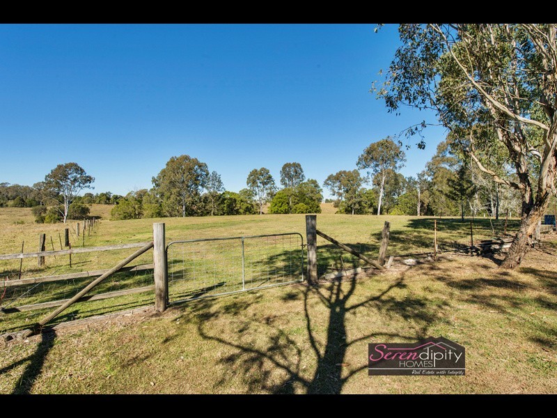 43 Grassway Ct, Chambers Flat QLD 4133