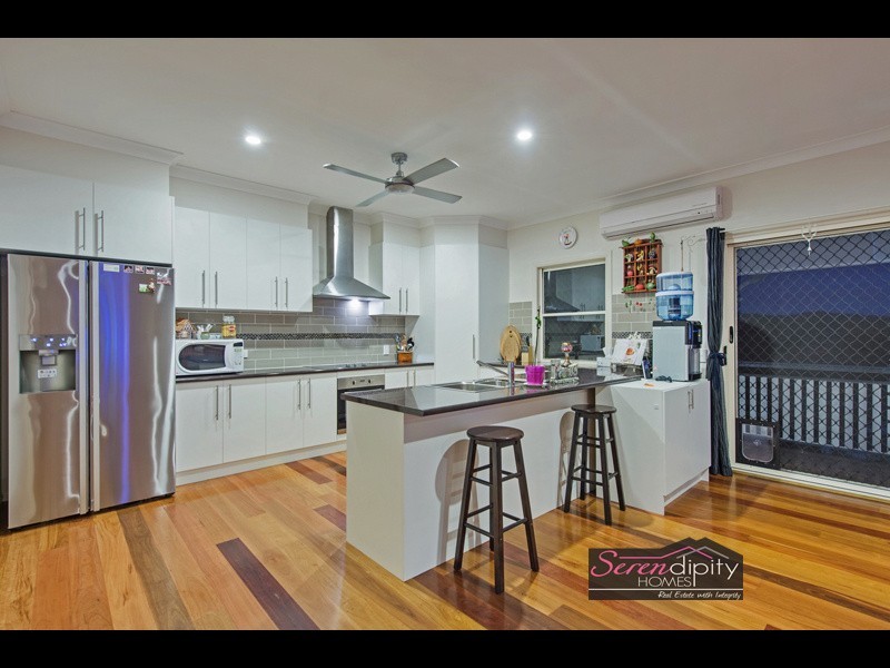 80-82 Lady Penrhyn Dr, Mundoolun QLD 4285