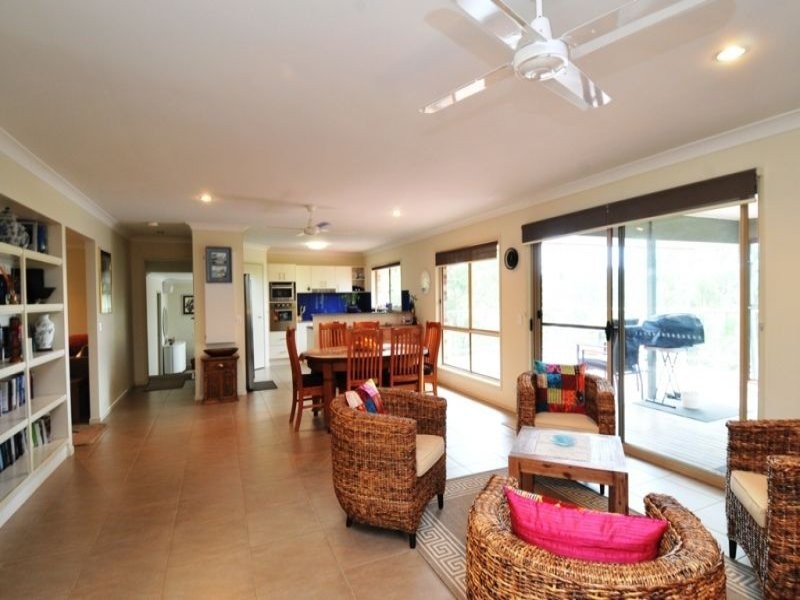 50 Jourdana Dve, Cedar Creek QLD 4207