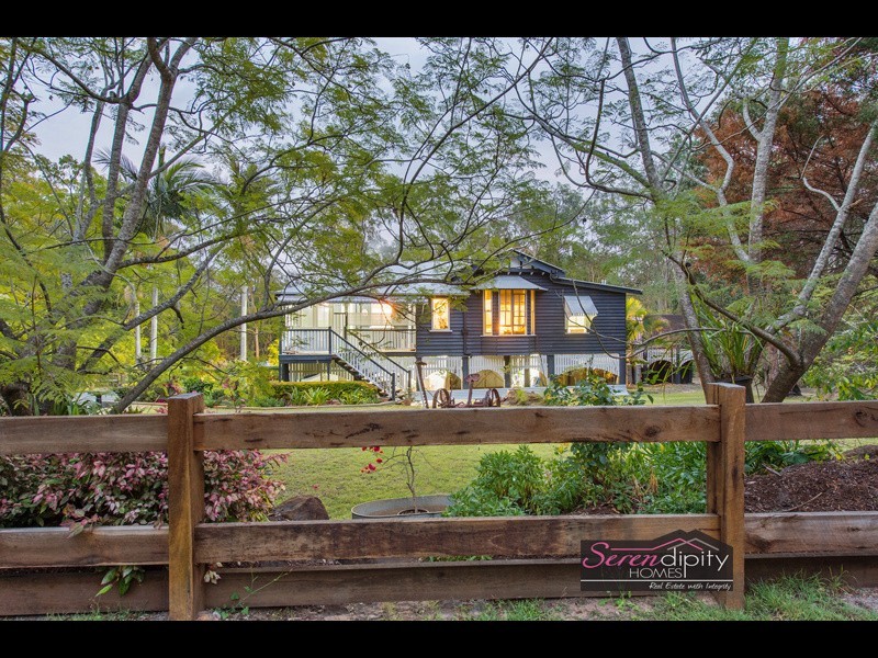 249 Leach Rd, Tamborine QLD 4270