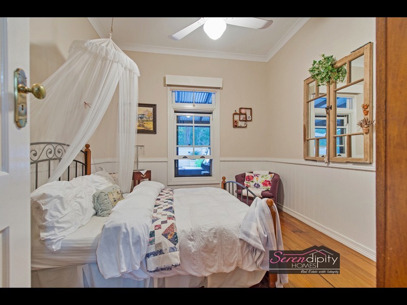 249 Leach Rd, Tamborine QLD 4270