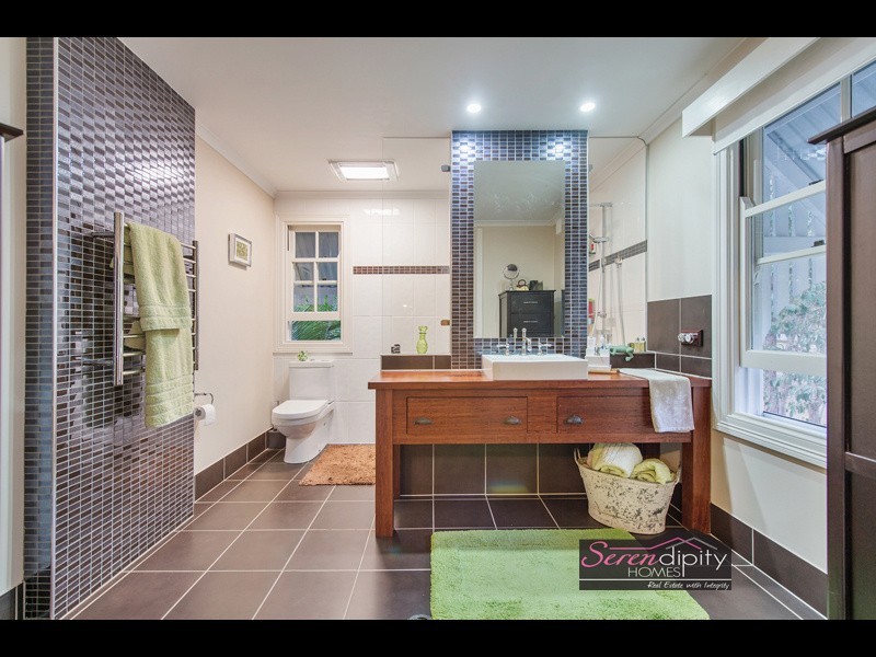 249 Leach Rd, Tamborine QLD 4270