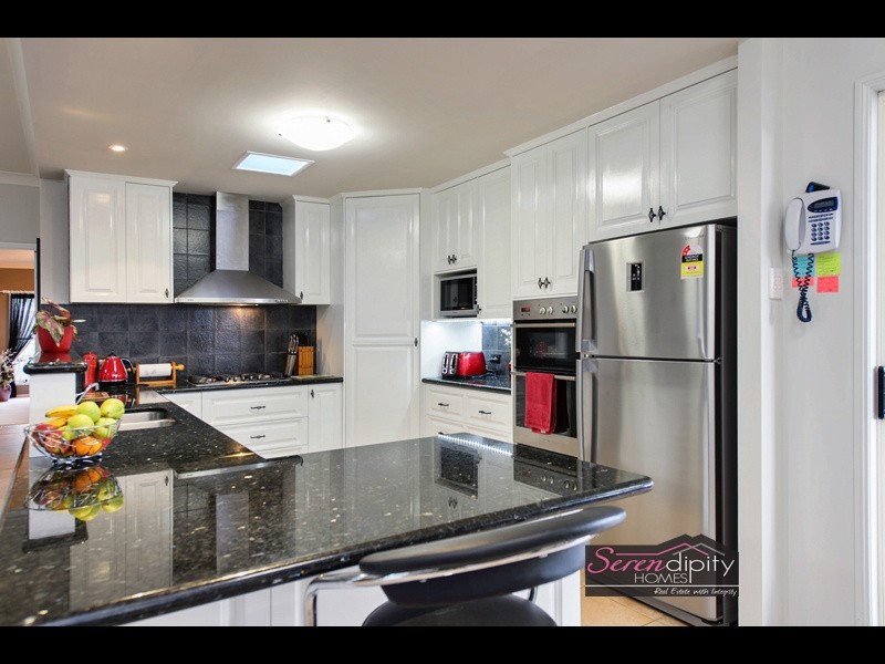 201-227 Plunkett Rd, Tamborine QLD 4270