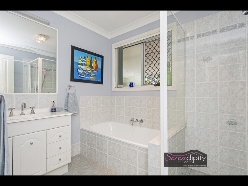 6 Brumm Crt, Ormeau QLD 4208