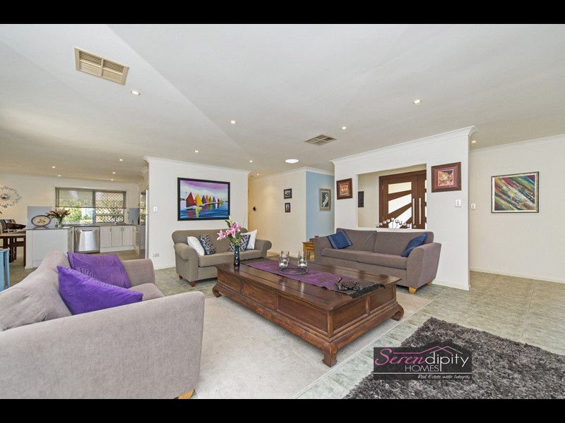 6 Brumm Crt, Ormeau QLD 4208