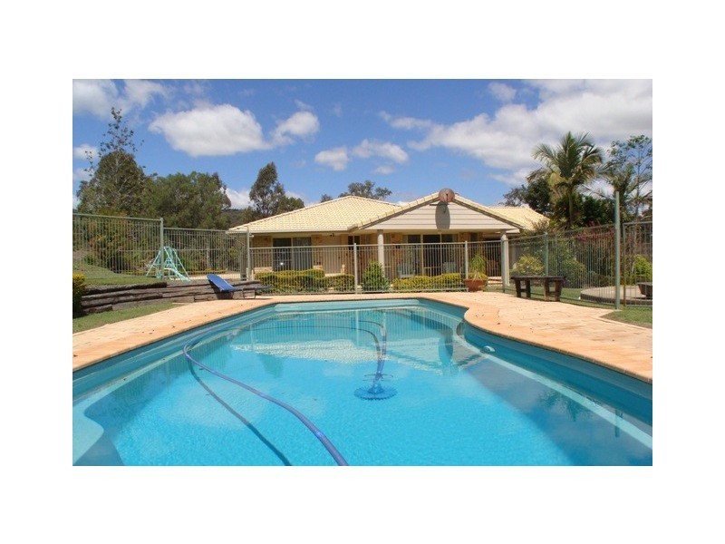 216-230 Vonda Youngman DR, Tamborine QLD 4270