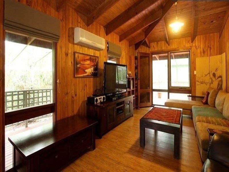 59 Chestnut Rd, Tamborine QLD 4270