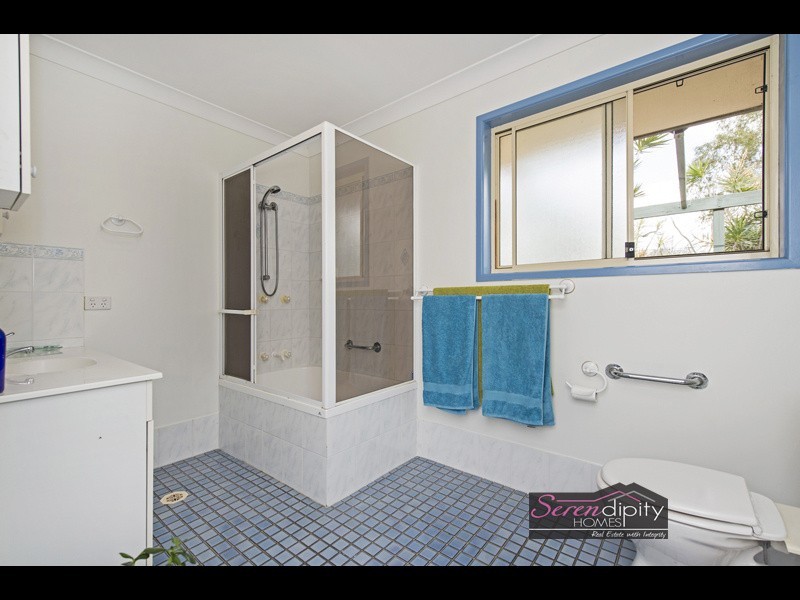 66A Rosehill Crt, Mundoolun QLD 4285