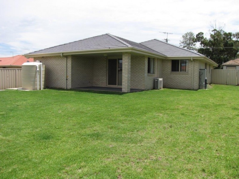 9 Devon Street, Greta NSW 2334