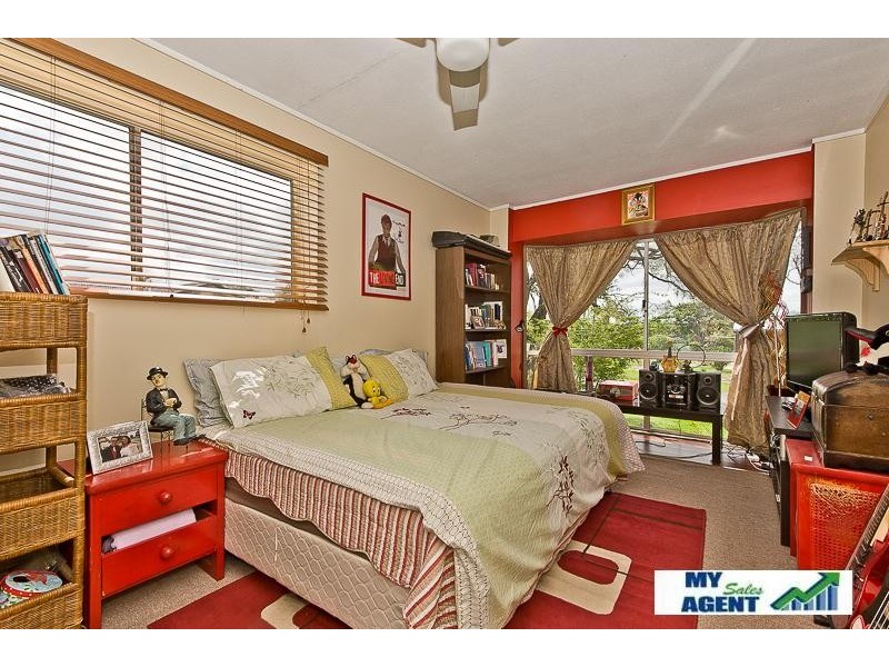 1 Lacaroo Street, Bracken Ridge QLD 4017