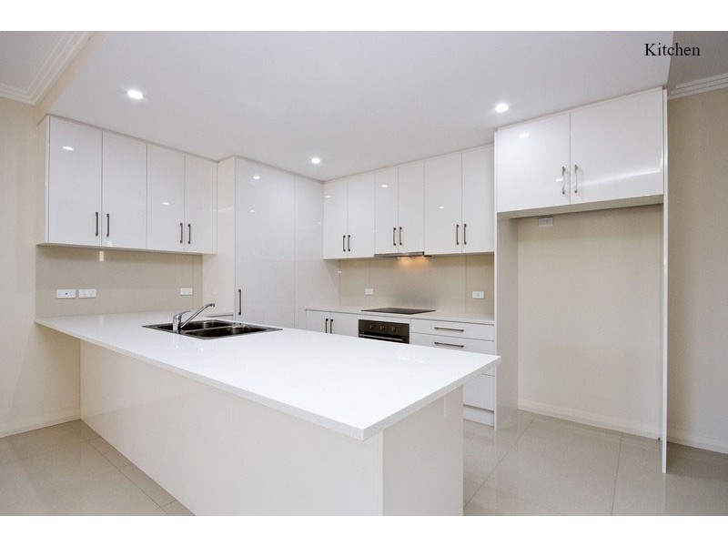 9A Fleetwood Crescent, Henley Beach SA 5022