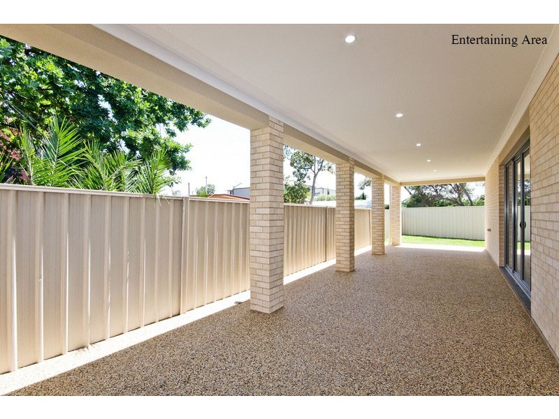 9A Fleetwood Crescent, Henley Beach SA 5022