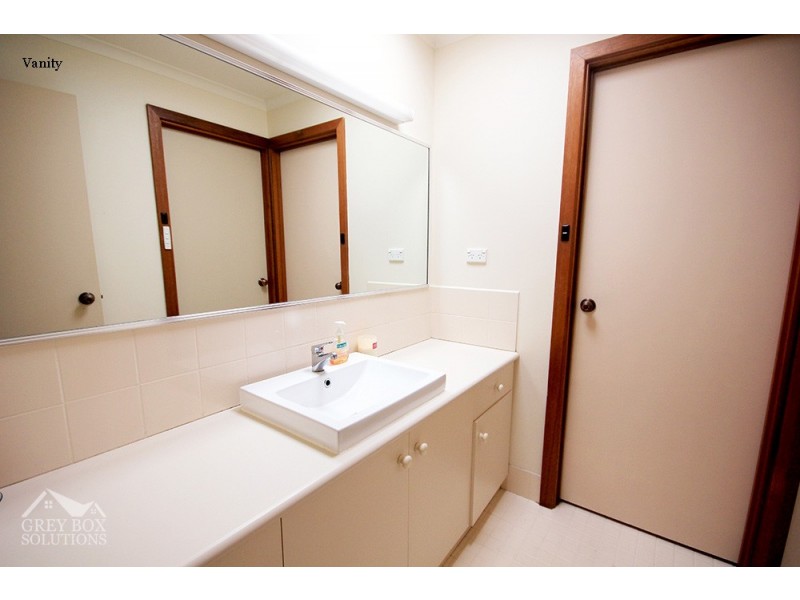 10 Allman Crescent, Aberfoyle Park SA 5159