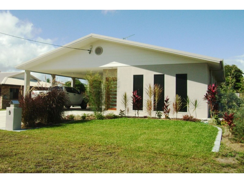 9 Albert St, Cardwell QLD 4849