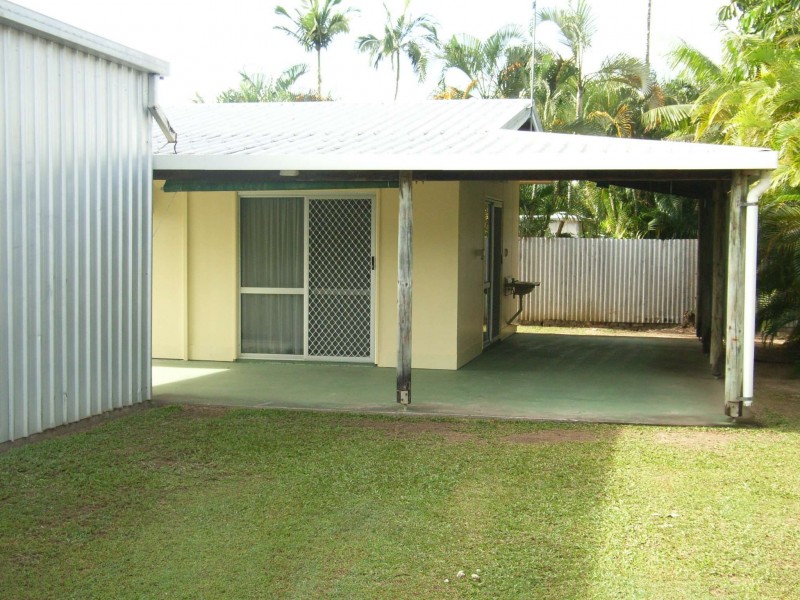 17 Liverpool St, Cardwell QLD 4849