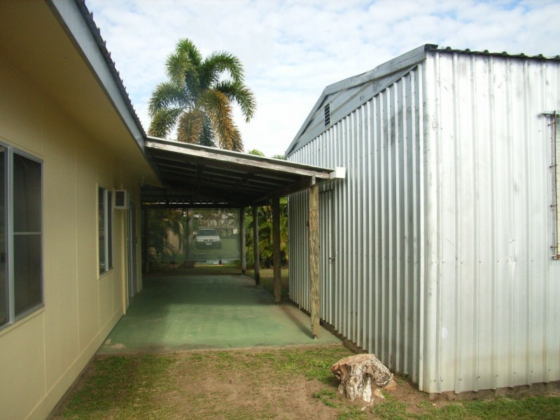 17 Liverpool St, Cardwell QLD 4849