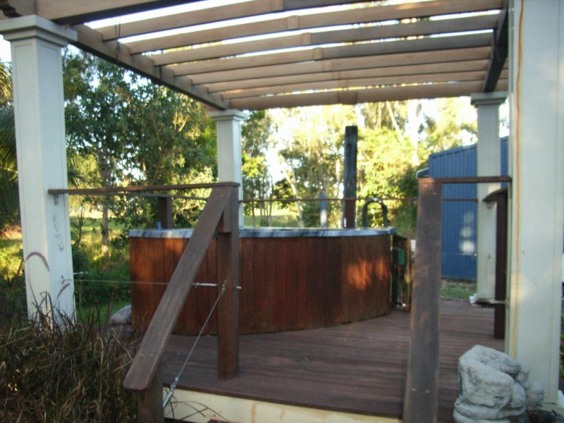 40 Roma St, Cardwell QLD 4849