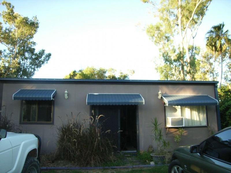 40 Roma St, Cardwell QLD 4849