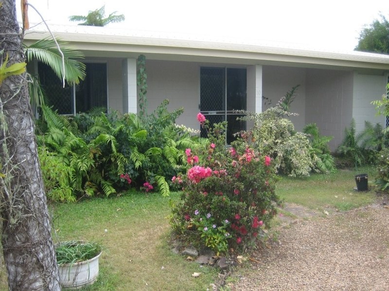 10 Ferguson St, Cardwell QLD 4849