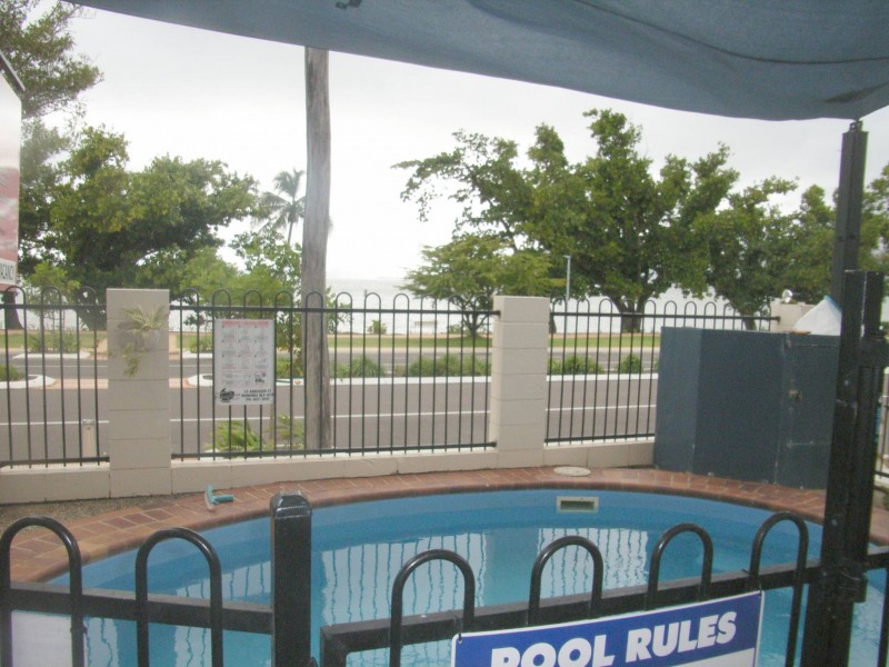 1,2,5,6/25 Vicroria St, Cardwell QLD 4849