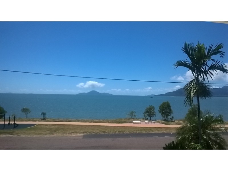 37 Marine Parade, Cardwell QLD 4849