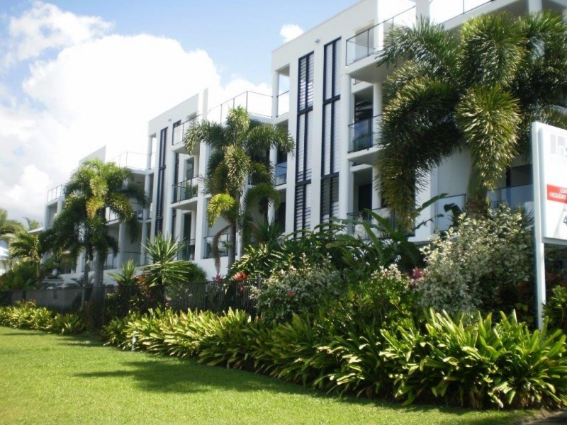 14/10 Poinciana Boulevard, Cardwell QLD 4849