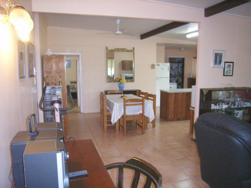 9 Bluff Road, Bilyana, Cardwell QLD 4849