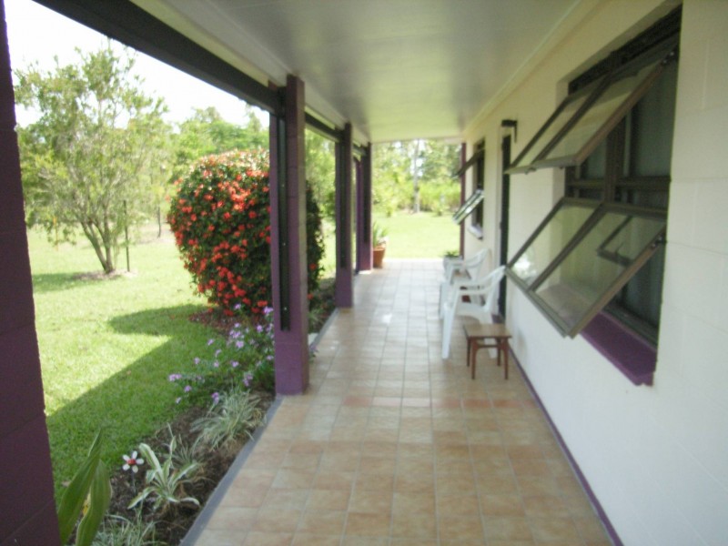 9 Bluff Road, Bilyana, Cardwell QLD 4849