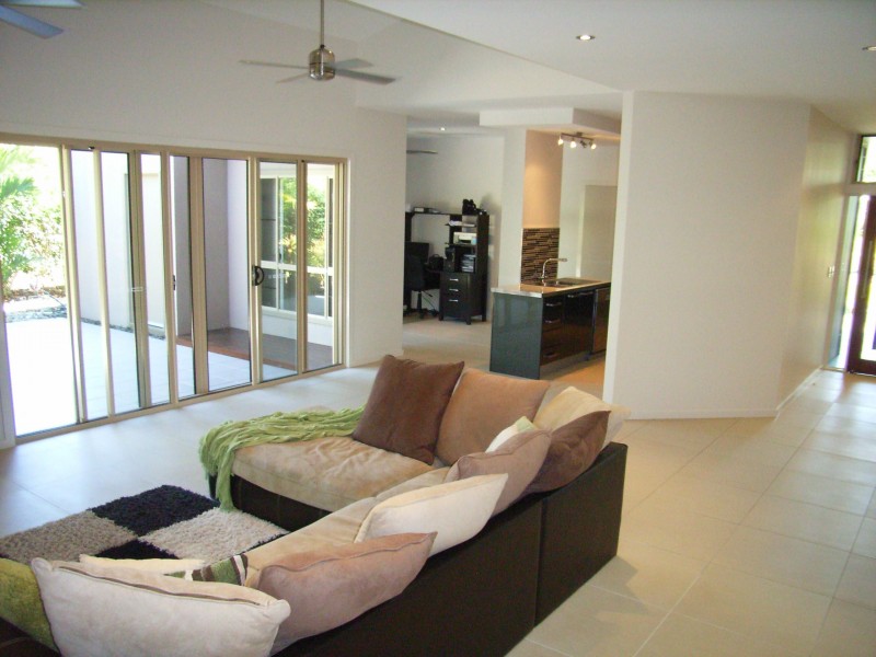 21 Cassia Crescent, Cardwell QLD 4849