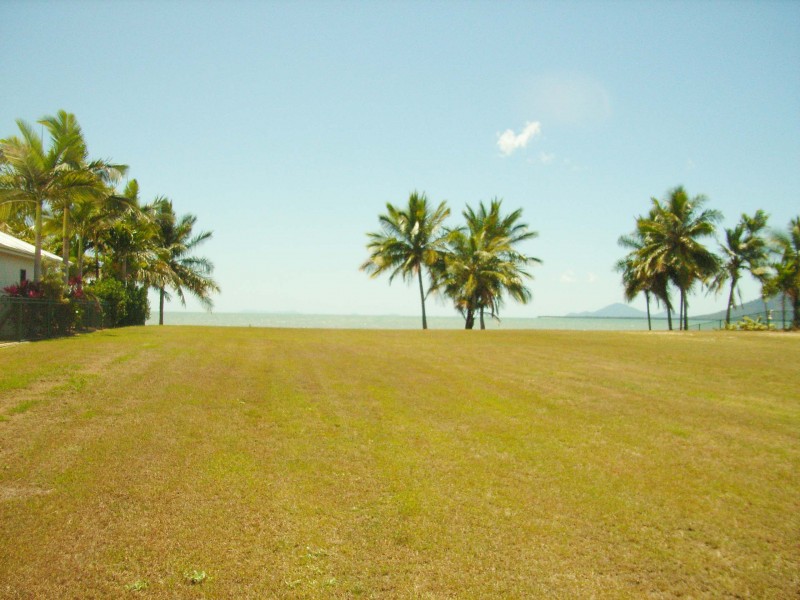 63 Keith Williams Drive, Cardwell QLD 4849
