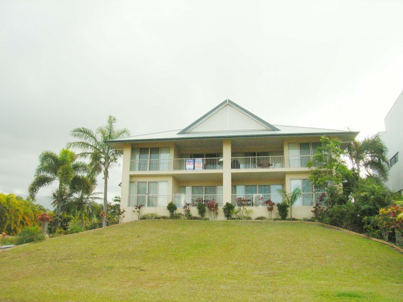 4/16 Poinciana Boulevard, Cardwell QLD 4849