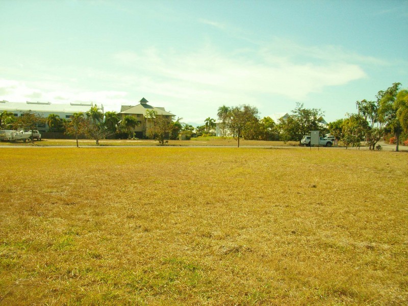 16 Cassia Crescent, Cardwell QLD 4849