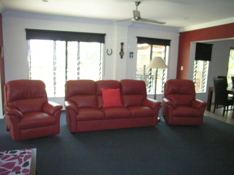 14 Roma St, Cardwell QLD 4849