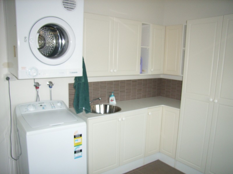 14 Roma St, Cardwell QLD 4849