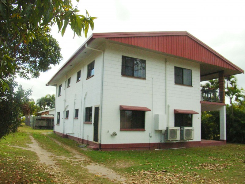 39 White St, Cardwell QLD 4849