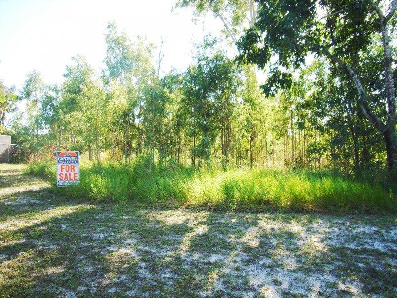 12 Roma St, Cardwell QLD 4849