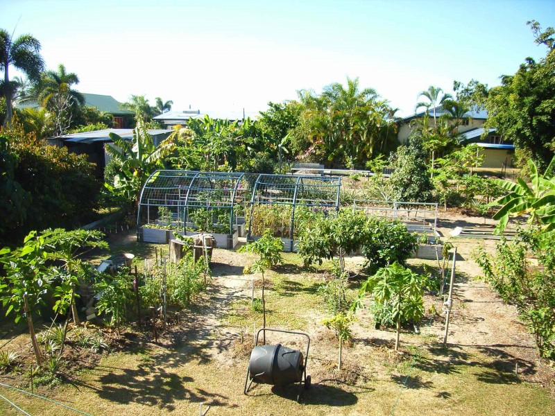 166 Victoria St, Cardwell QLD 4849