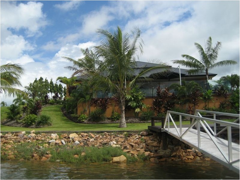 18 Royal Palm Avenue, Cardwell QLD 4849