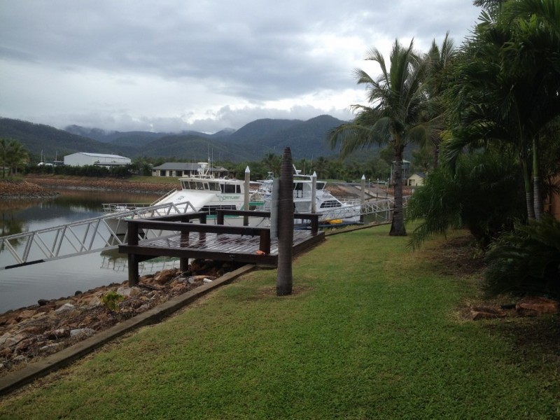 18 Royal Palm Avenue, Cardwell QLD 4849