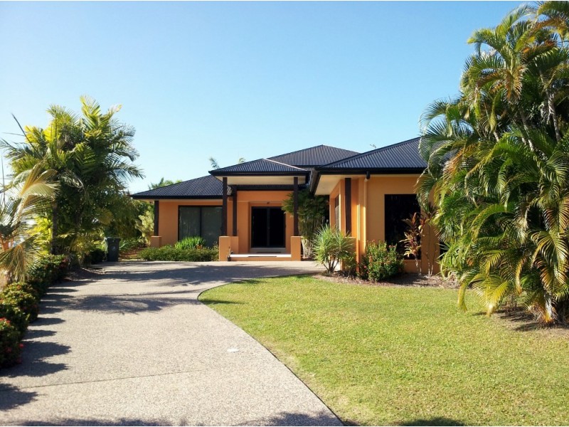 18 Royal Palm Avenue, Cardwell QLD 4849