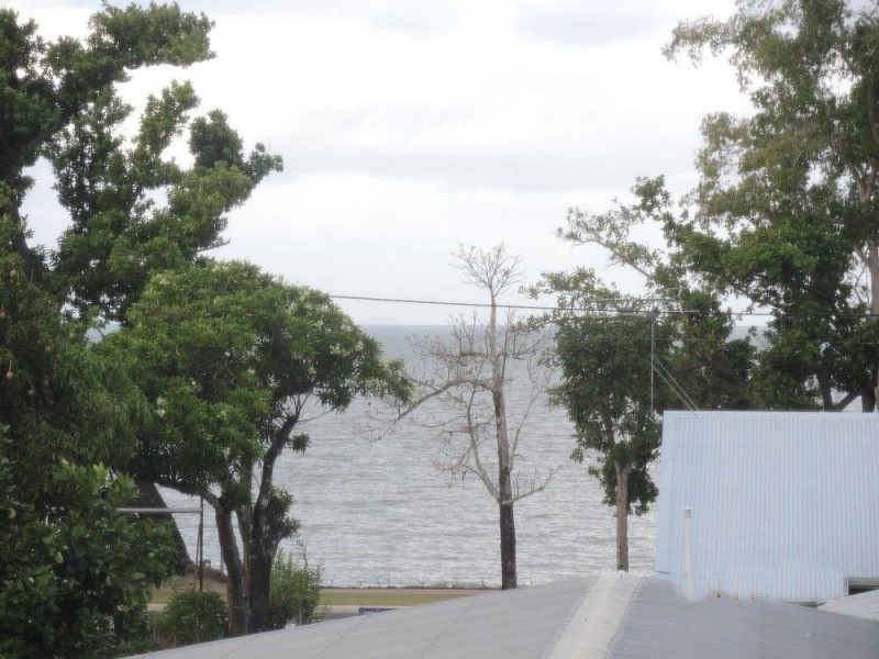 22 Bowen St, Cardwell QLD 4849