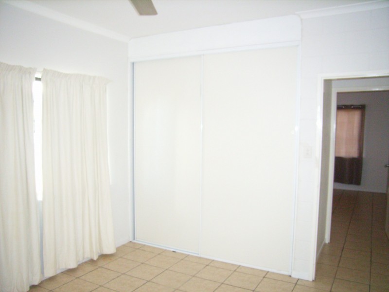 16 Landsdown St, Cardwell QLD 4849