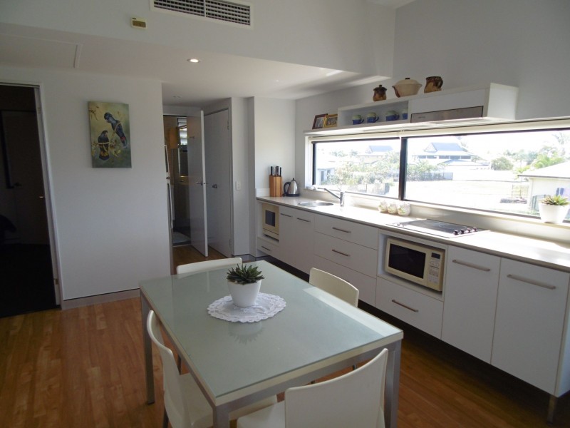 1/10 Poinciana Boulevard, Cardwell QLD 4849