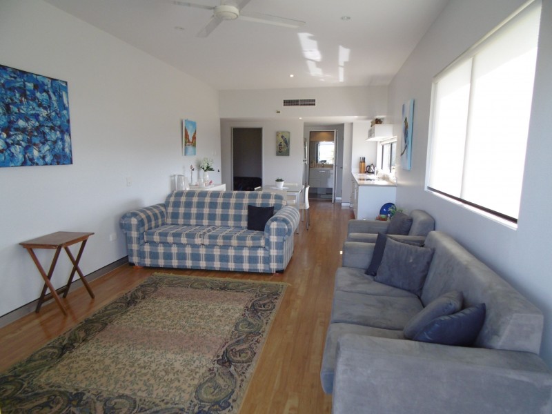 1/10 Poinciana Boulevard, Cardwell QLD 4849