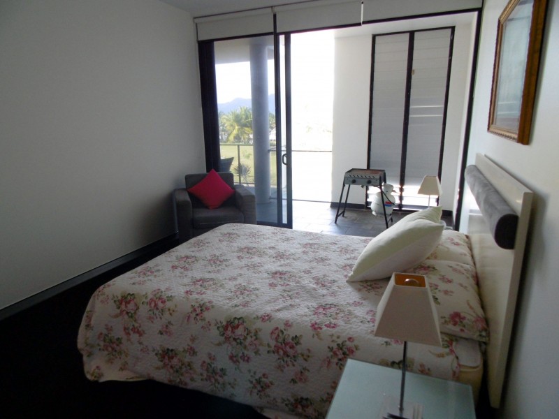 1/10 Poinciana Boulevard, Cardwell QLD 4849