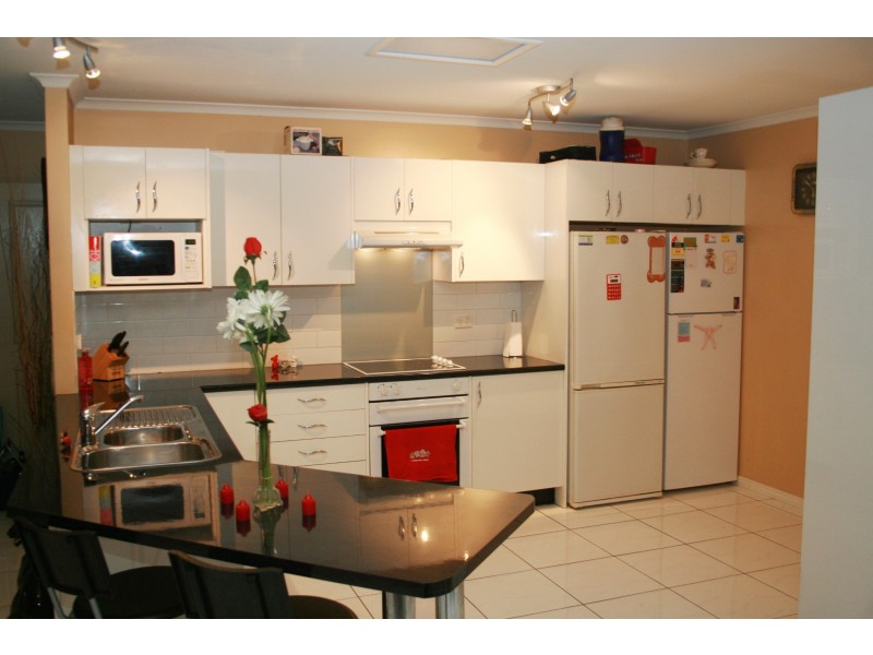 9 Presley Ct, Windaroo QLD 4207