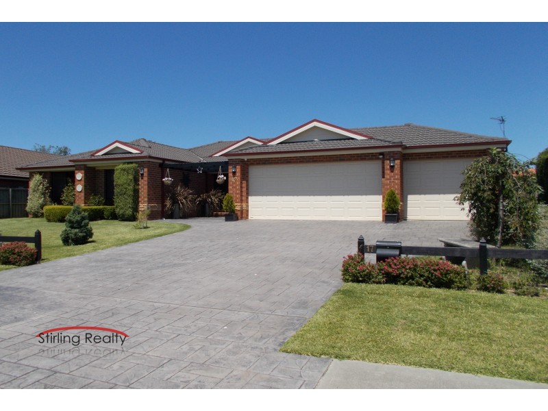 17 Caley, Bowral NSW 2576