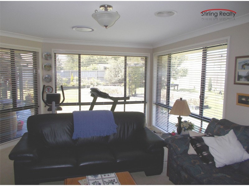 17 Caley, Bowral NSW 2576