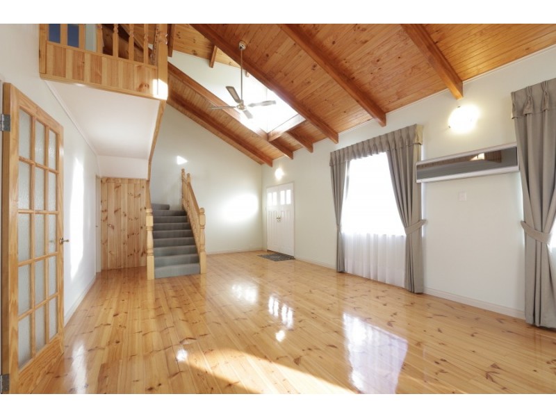 22 Richardson Street, Beverley WA 6304